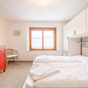 https://appartamento-dei-pini-alleghe.hotelinveneto.com