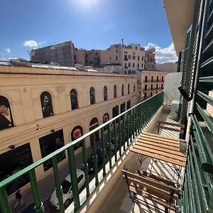 Bed and breakfast Valguarnera Suites&apartments Palermo